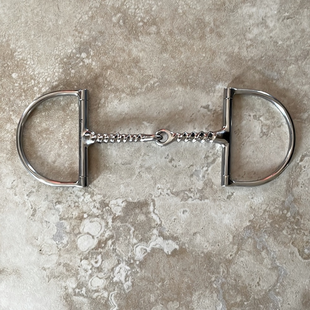 🐎 Korsteel Corkscrew Mouth Dee Ring Bit - 5 1/4”